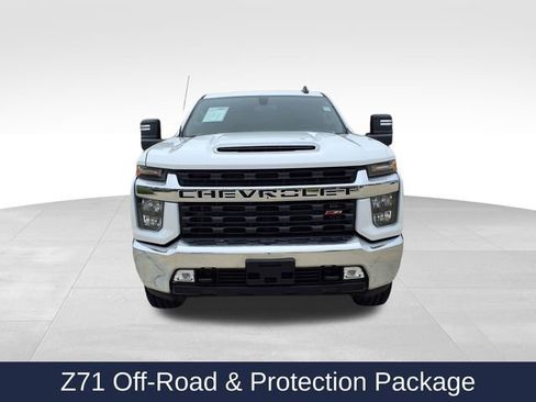 Used 2023 Chevrolet Silverado 2500 LT w/ Convenience Package AWD/4WD image 2