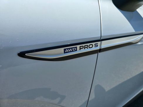 Used 2021 Volkswagen ID.4 Pro S AWD/4WD image 11