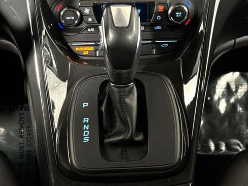 Used 2015 Ford Escape Titanium FWD image 22