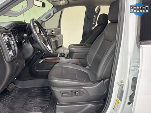 Used 2022 GMC Sierra 2500 SLT w/ SLT Convenience Package image 11