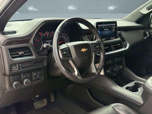 Used 2021 Chevrolet Tahoe LT w/ LT Signature Package RWD image 4
