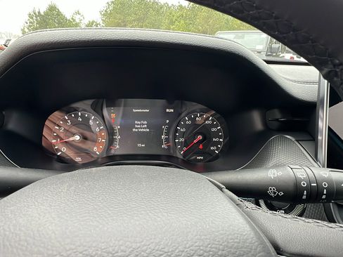 New 2026 Jeep Compass Latitude image 24