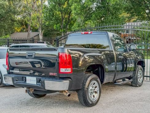 Used 2009 GMC Sierra 1500 W/T w/ SL Package RWD image 7