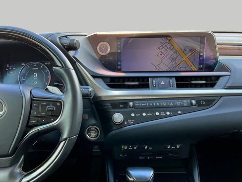 Used 2021 Lexus ES 250 w/ Premium Package AWD/4WD image 7