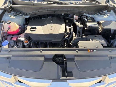 Certified 2024 Hyundai Santa Cruz SE image 11