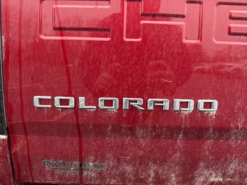 Used 2021 Chevrolet Colorado LT w/ Safety Package image 10