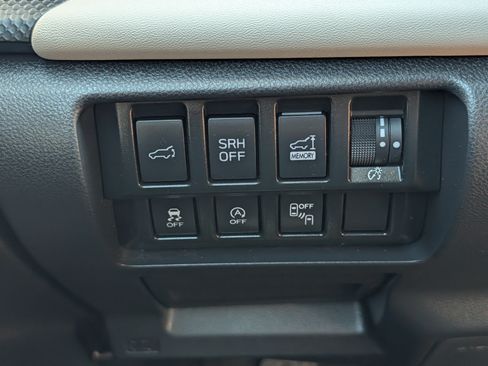 Certified 2023 Subaru Forester Limited AWD/4WD image 25
