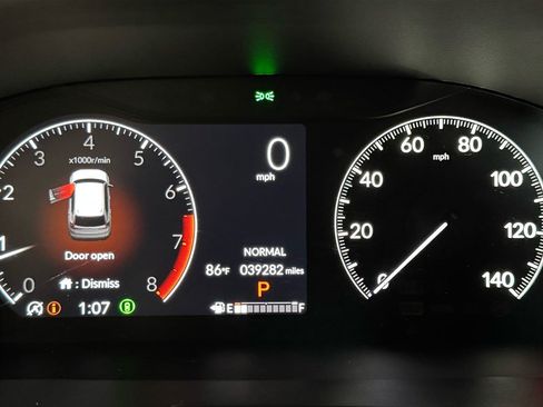 Used 2024 Honda CR-V LX image 15