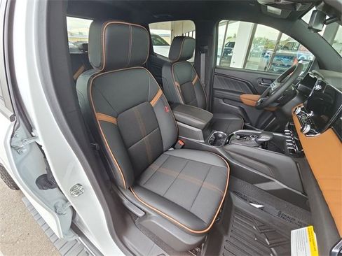 New 2026 GMC Canyon AT4 image 16