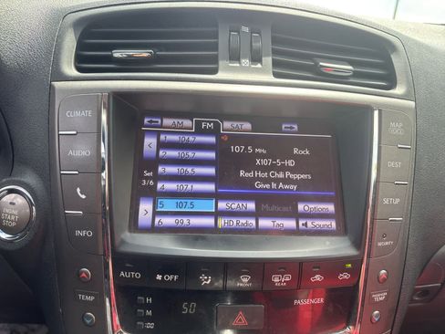 Used 2015 Lexus IS 250C w/ Navigation System Package image 11