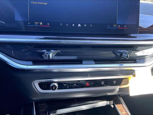 New 2026 BMW X7 xDrive40i image 17