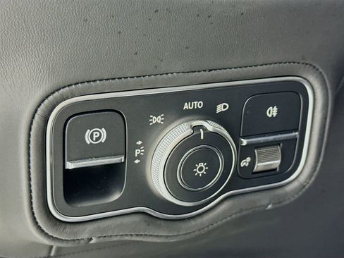 Used 2026 Mercedes-Benz G 63 AMG 4MATIC image 11