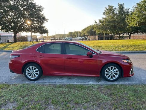 Used 2023 Toyota Camry LE image 6