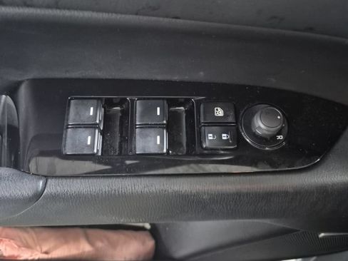 Used 2019 MAZDA CX-5 Touring FWD image 13
