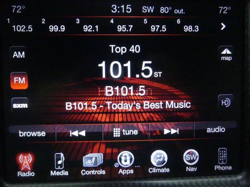 Used 2015 Dodge Challenger SRT Hellcat image 10