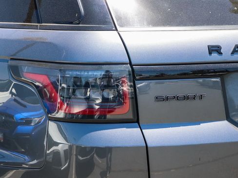 Used 2019 Land Rover Range Rover Sport HSE Dynamic AWD/4WD image 8