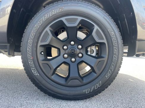 New 2026 RAM 1500 Big Horn w/ Night Edition AWD/4WD image 9