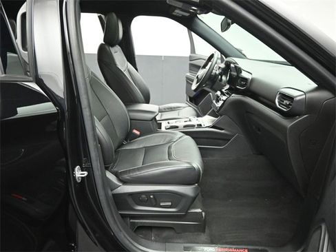 Certified 2022 Ford Explorer ST w/ Equipment Group 401A image 32