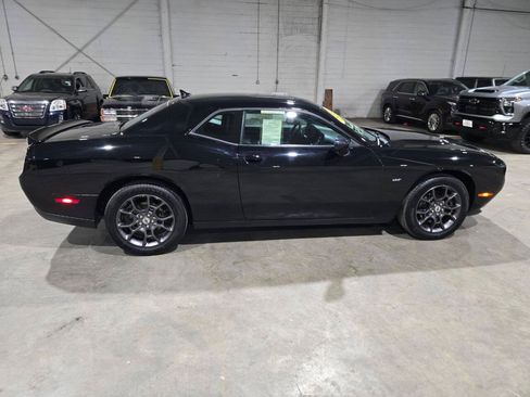 Used 2018 Dodge Challenger GT w/ GT Interior Package AWD/4WD image 14