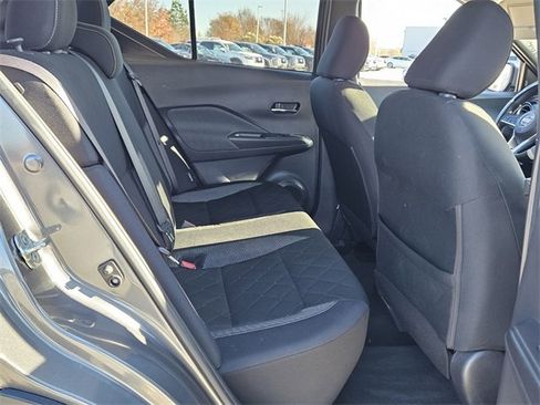 Used 2020 Nissan Kicks SV image 16