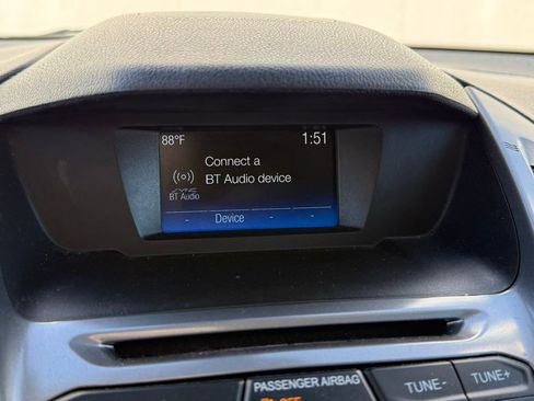 Used 2018 Ford Transit Connect XLT image 9