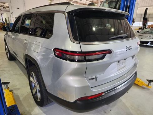 Used 2021 Jeep Grand Cherokee L Limited RWD image 4