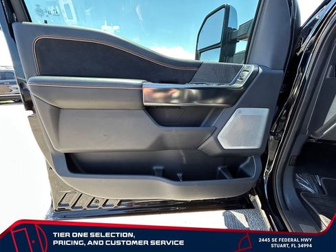 Used 2023 Ford F250 Platinum AWD/4WD image 26