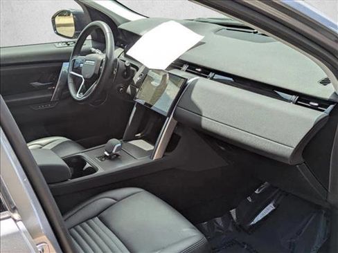 Used 2024 Land Rover Discovery Sport S image 18