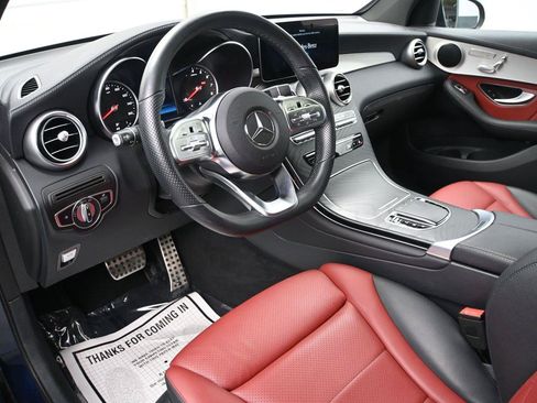 Used 2022 Mercedes-Benz GLC 300 4MATIC Coupe image 2