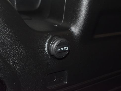 Used 2023 Jeep Wrangler Unlimited Sahara AWD/4WD image 14