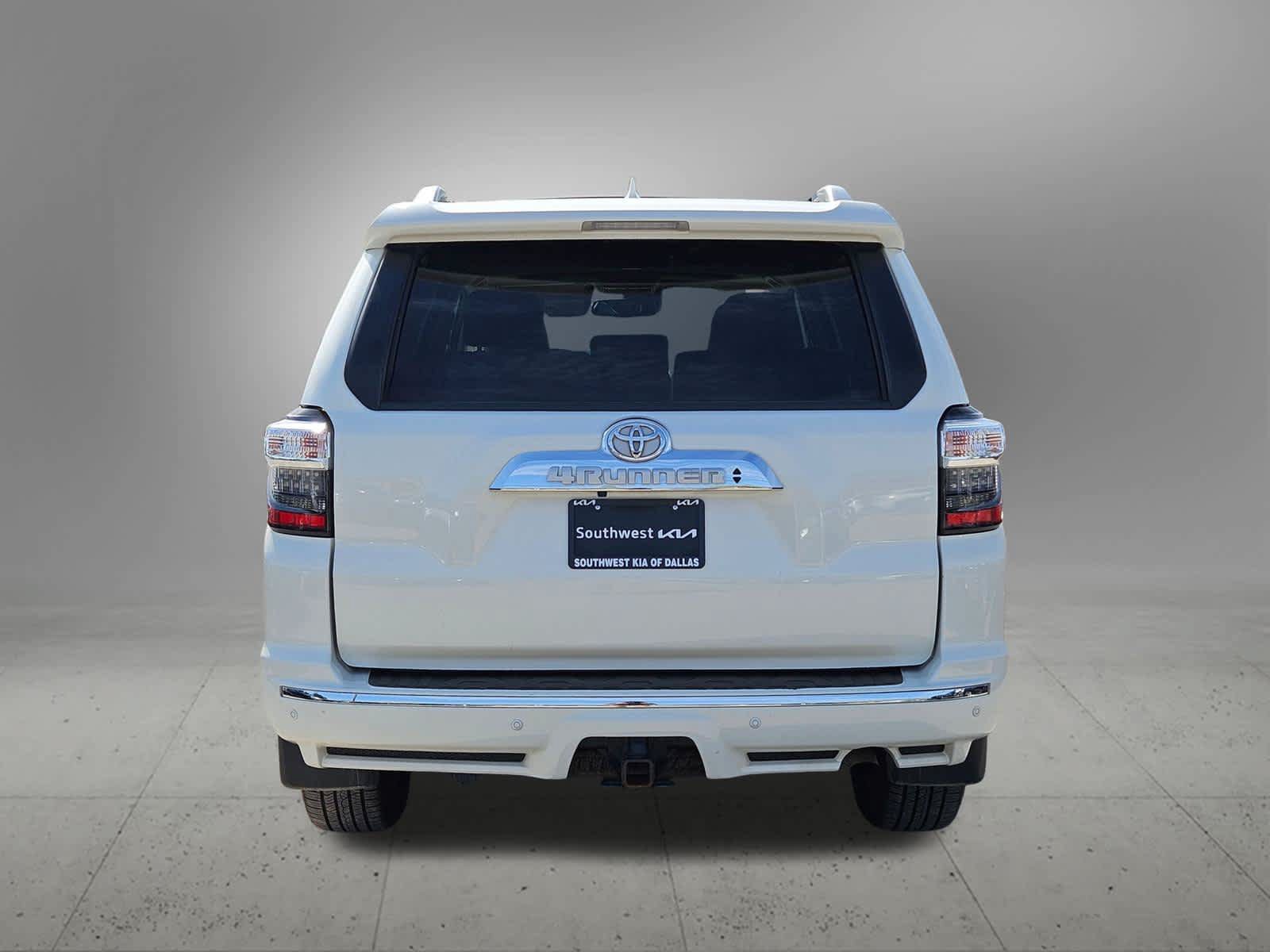 Used 2021 Toyota 4Runner Limited RWD image 5