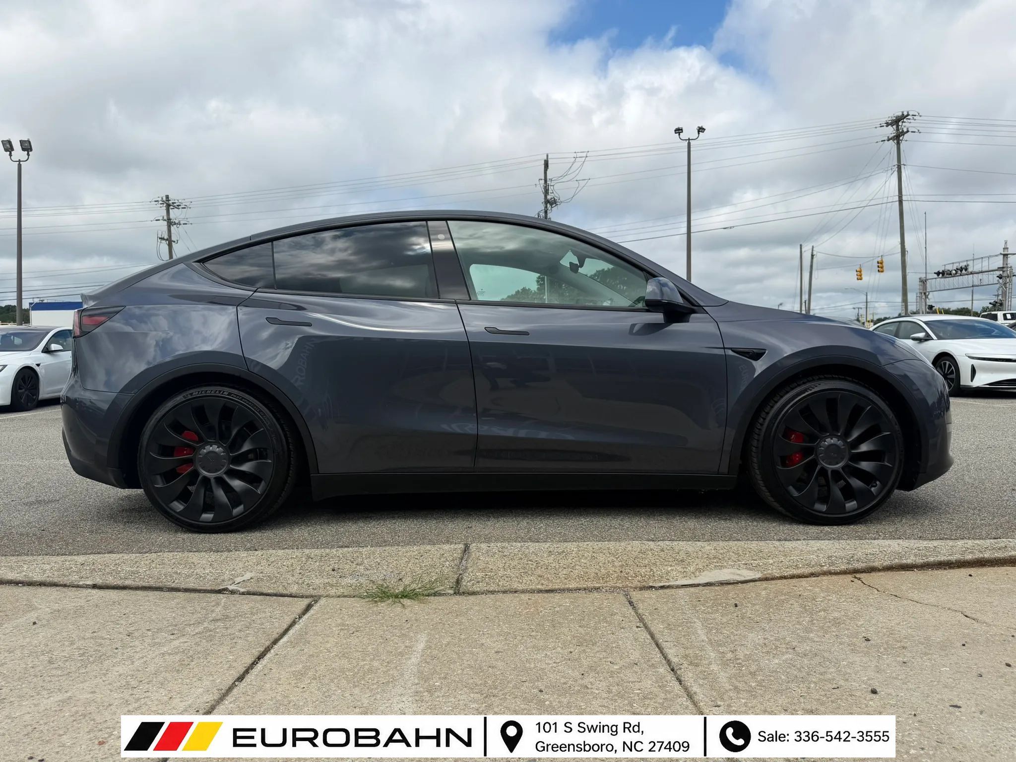 Used 2023 Tesla Model Y Performance AWD/4WD image 22