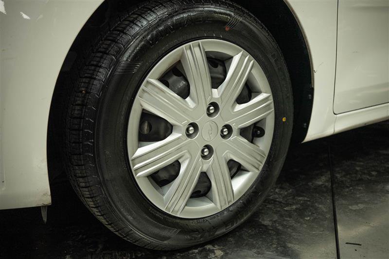 Used 2023 Kia Rio LX FWD image 3