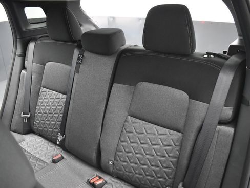 New 2025 Nissan Kicks SV w/ SV Premium Package image 17