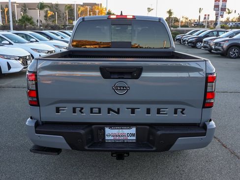 New 2026 Nissan Frontier SV image 5