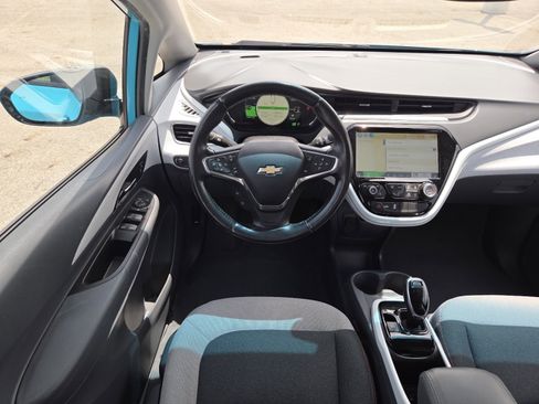Used 2020 Chevrolet Bolt LT FWD image 23