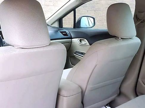 Used 2012 Honda Civic LX image 5