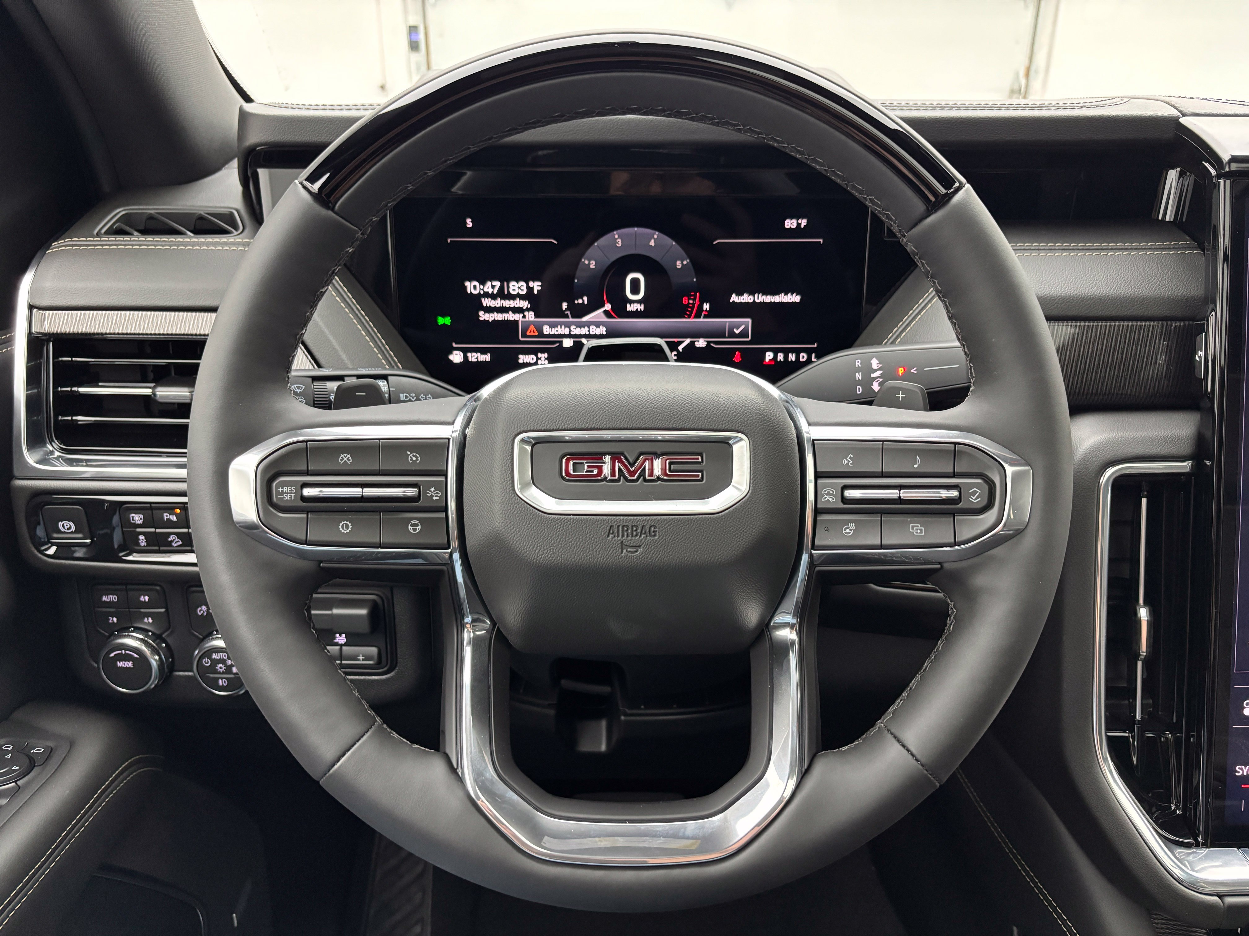 New 2026 GMC Yukon Elevation w/ Elevation Premium Package AWD/4WD image 23