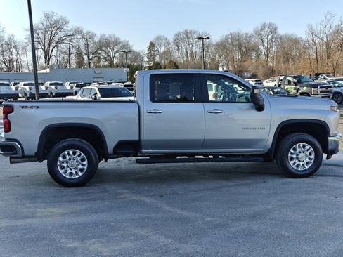 Used 2021 Chevrolet Silverado 3500 LT w/ All Star Edition image 4
