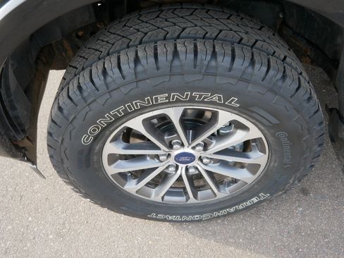 Used 2018 Ford F150 XLT w/ Equipment Group 302A Luxury image 16