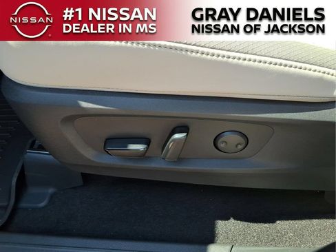 New 2026 Nissan Pathfinder SL w/ Cargo Package FWD image 13