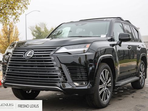 New 2025 Lexus LX 600 4WD w/ Luxury Package image 3