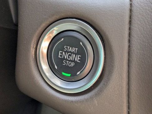 Used 2024 Chevrolet Tahoe LS RWD image 28