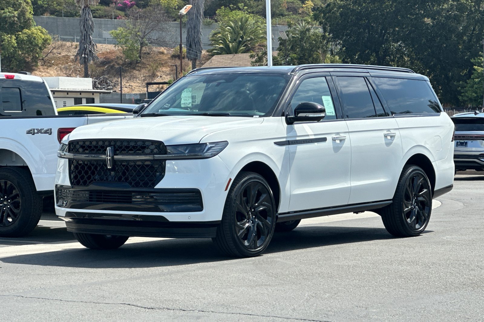 New 2027 Lincoln Navigator L Black Label AWD/4WD image 7