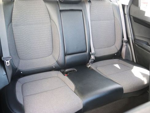 Used 2021 Kia Seltos S AWD/4WD image 6