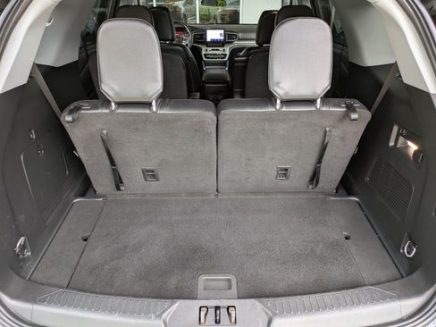 Certified 2023 Ford Explorer XLT w/ Equipment Group 202A RWD image 13