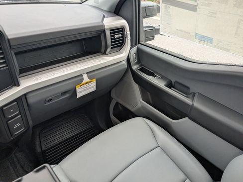 New 2026 Ford F350 XL w/ XL Chrome Package AWD/4WD image 19