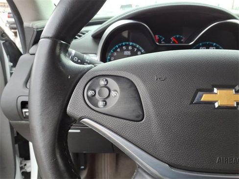 Used 2019 Chevrolet Impala LT image 21