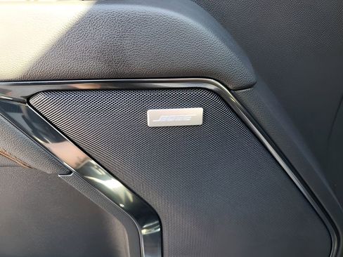 Used 2024 GMC Sierra 1500 AT4 w/ Technology Package image 29