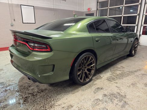 Used 2021 Dodge Charger R/T w/ Blacktop Package image 6